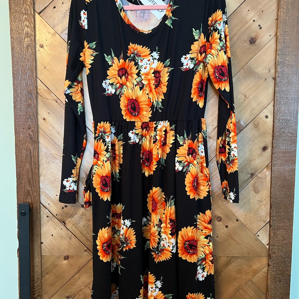 Long sleeve Sunflower dress🌻